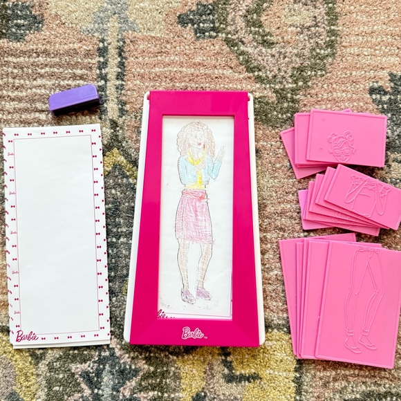 Barbie Fashion Plates Stencil Drawing - Picture 1 of 3